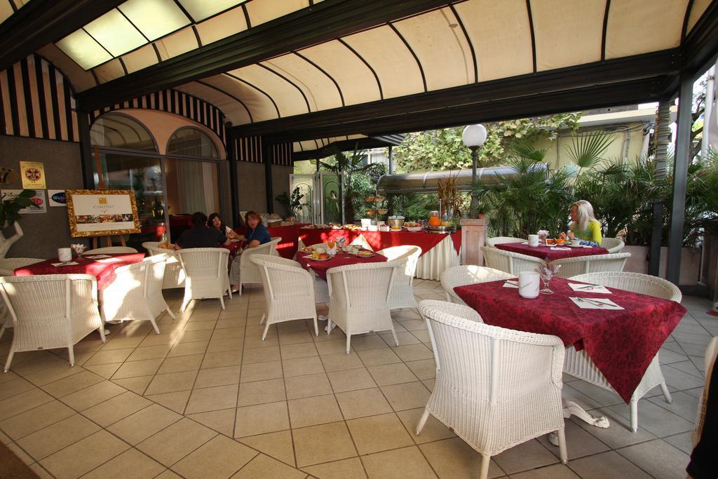 Vienna Ostenda E Ristorante Il Danubio Rimini