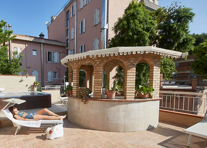 Hotel Vienna Ostenda E Ristorante Il Danubio