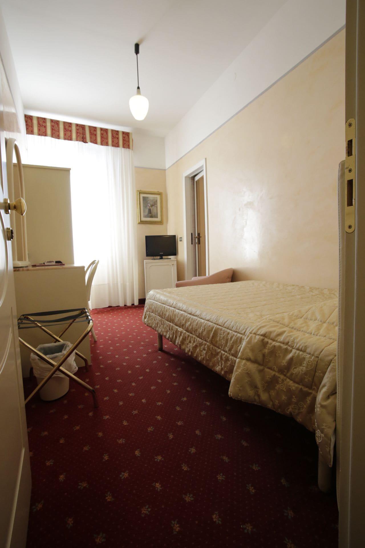 Hotel Vienna Ostenda E Ristorante Il Danubio Rimini