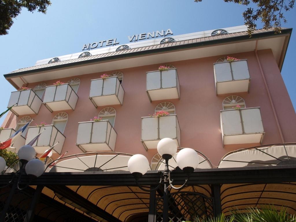 Vienna Ostenda E Ristorante Il Danubio Rimini